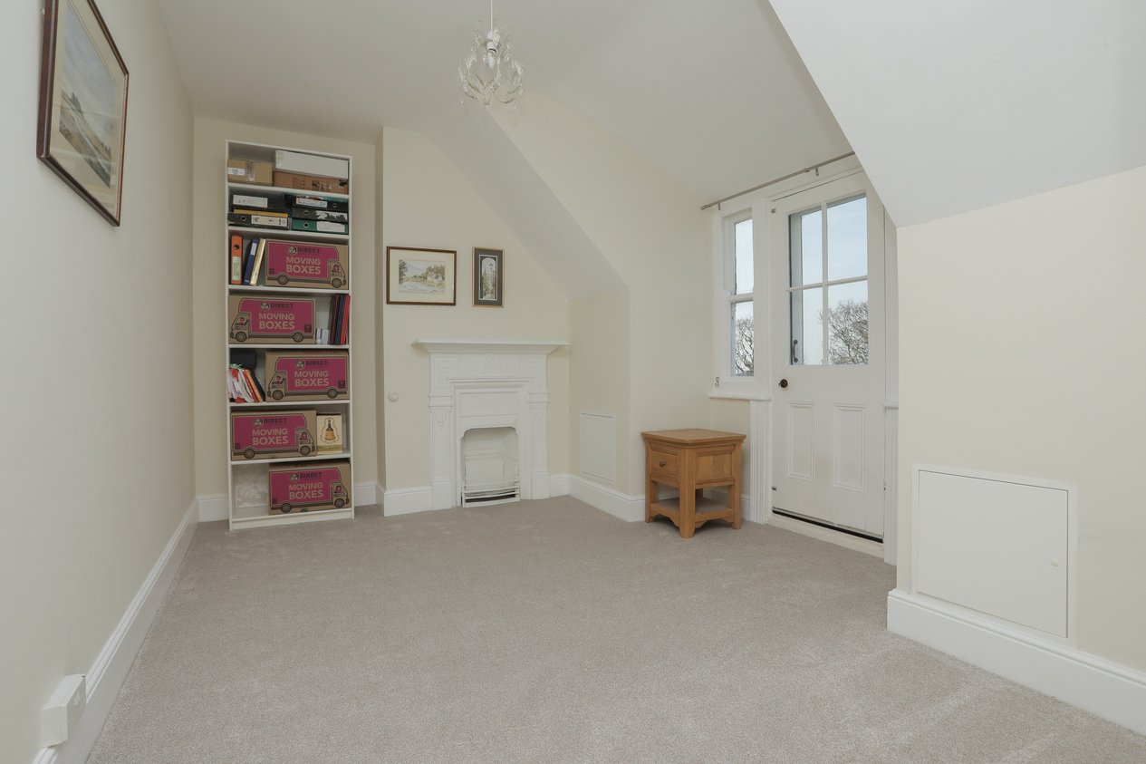 Properties Under Offer in Epple Bay Road Birchington