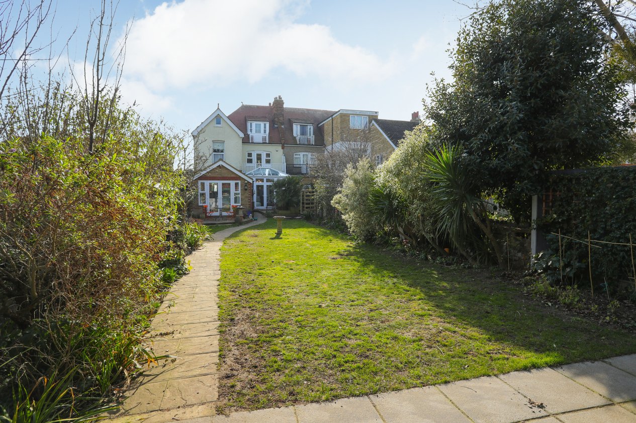 Properties Under Offer in Epple Bay Road Birchington