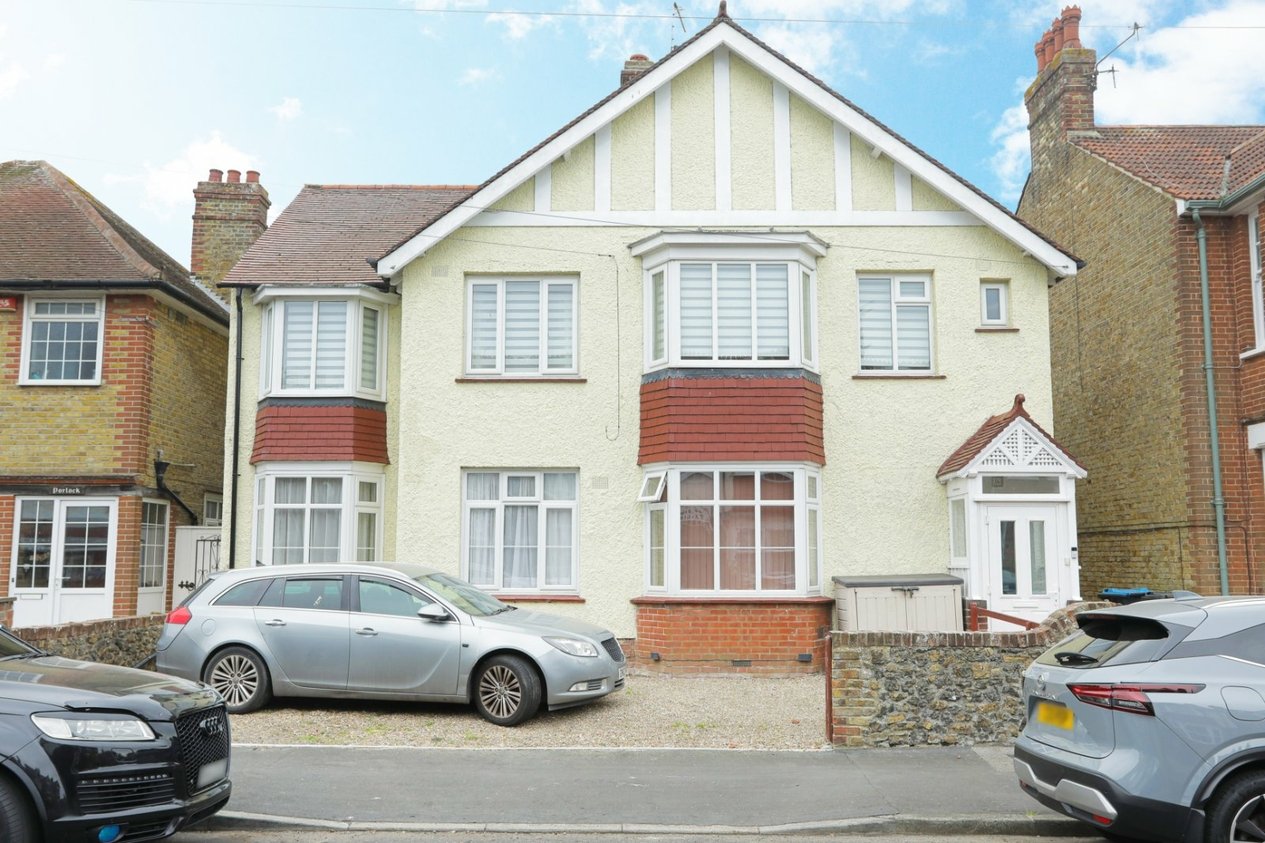 Properties For Sale in Epple Bay Road Birchington