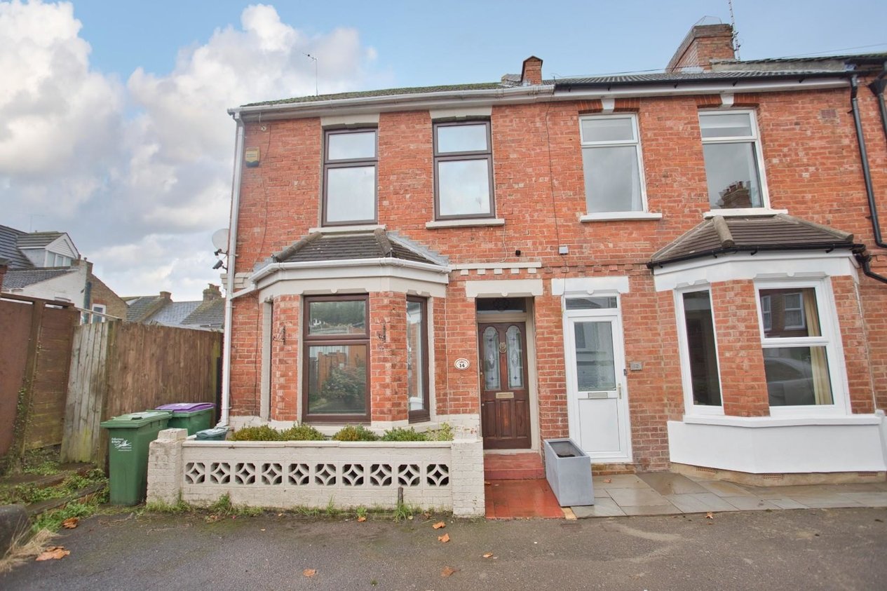 Properties Sold Subject To Contract in Ernwell Road 