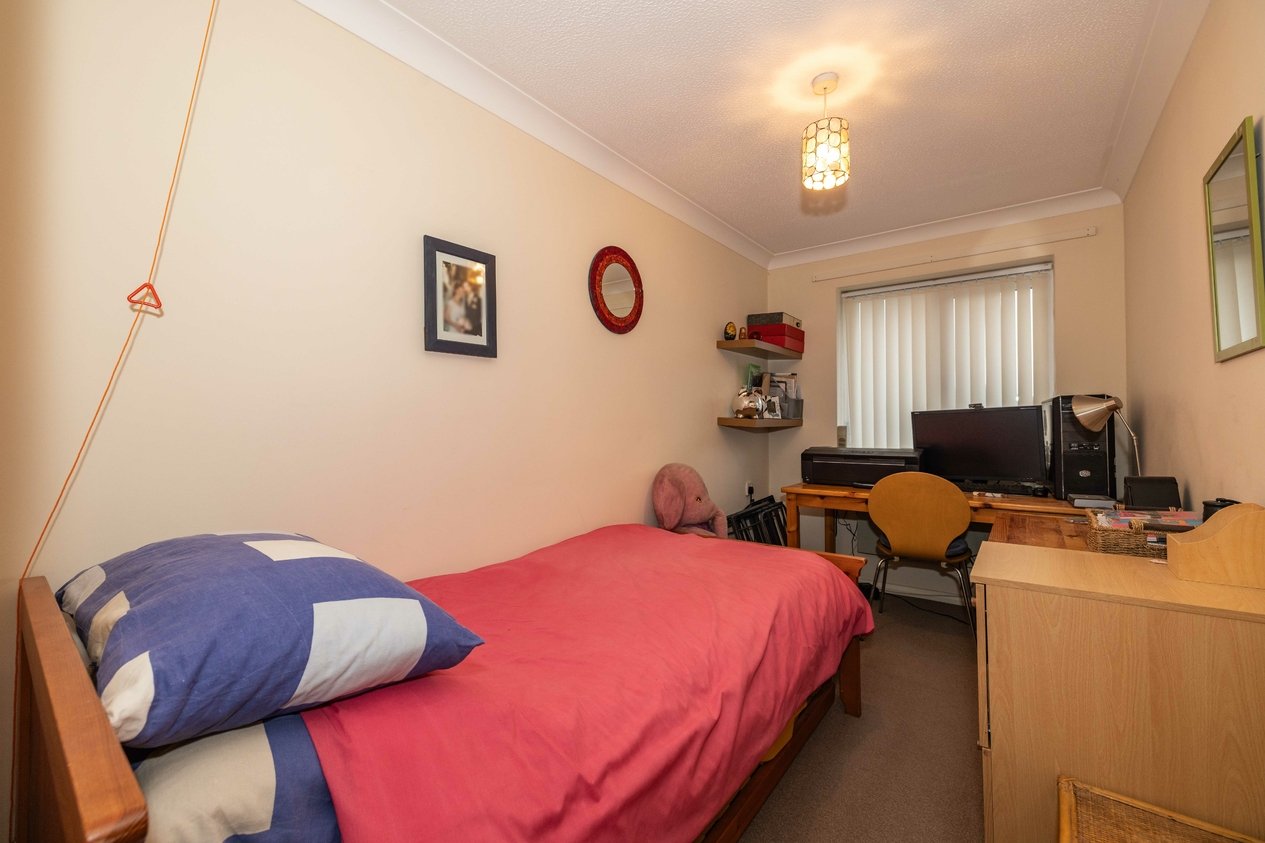 Properties Under Offer in Ersham Road Canterbury