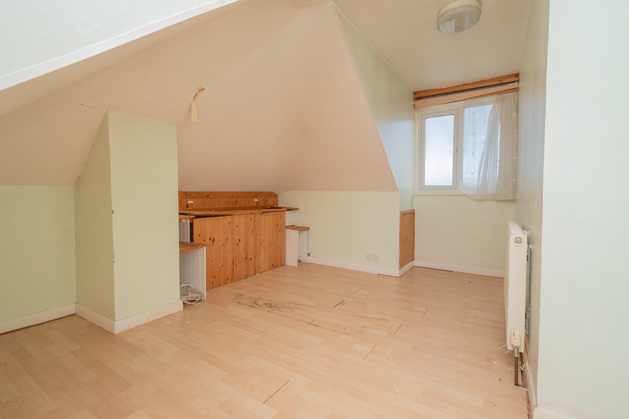 Properties For Sale in Essex Gardens Birchington