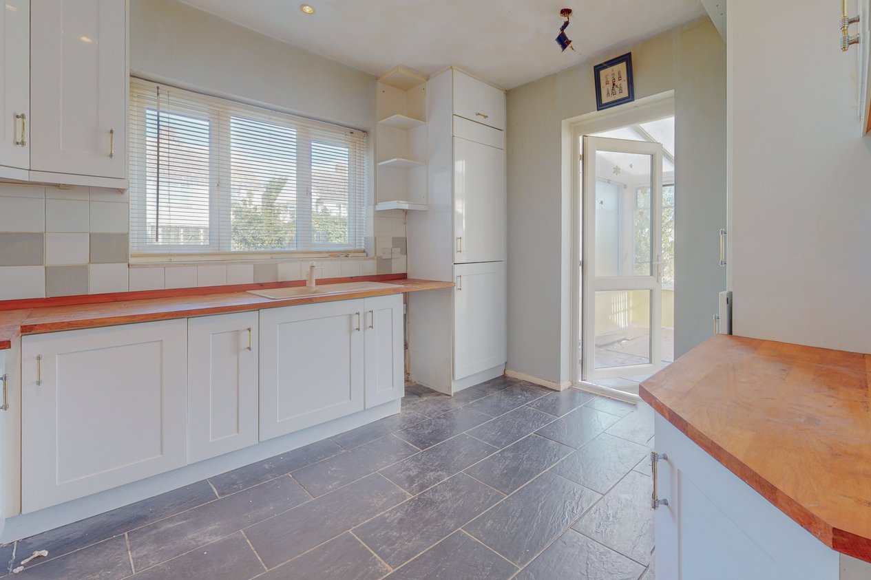 Properties For Sale in Essex Gardens Birchington