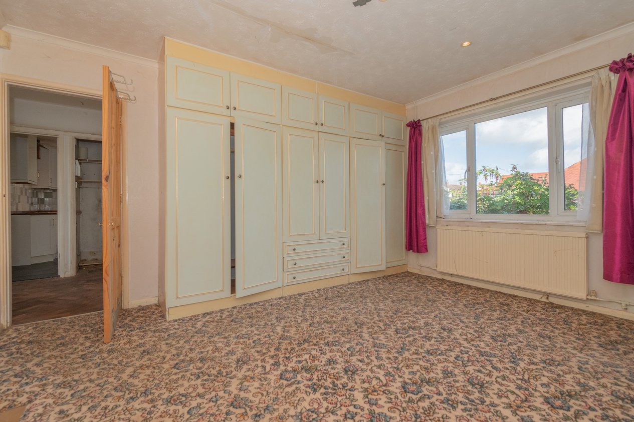 Properties For Sale in Essex Gardens Birchington