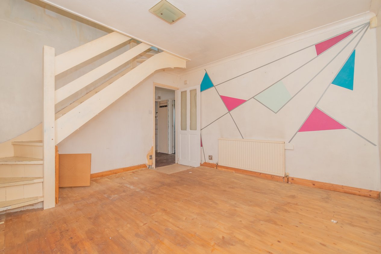 Properties For Sale in Essex Gardens Birchington