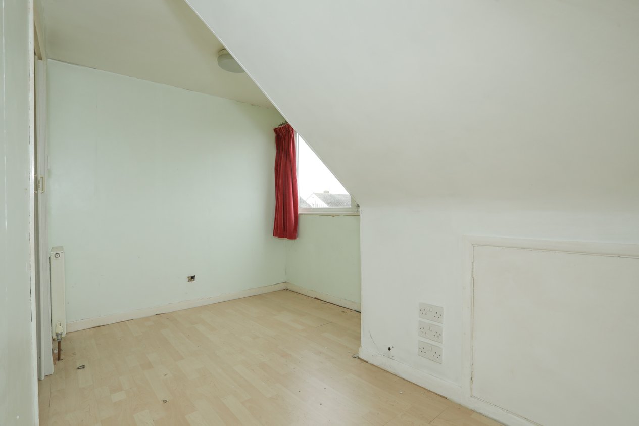 Properties For Sale in Essex Gardens Birchington