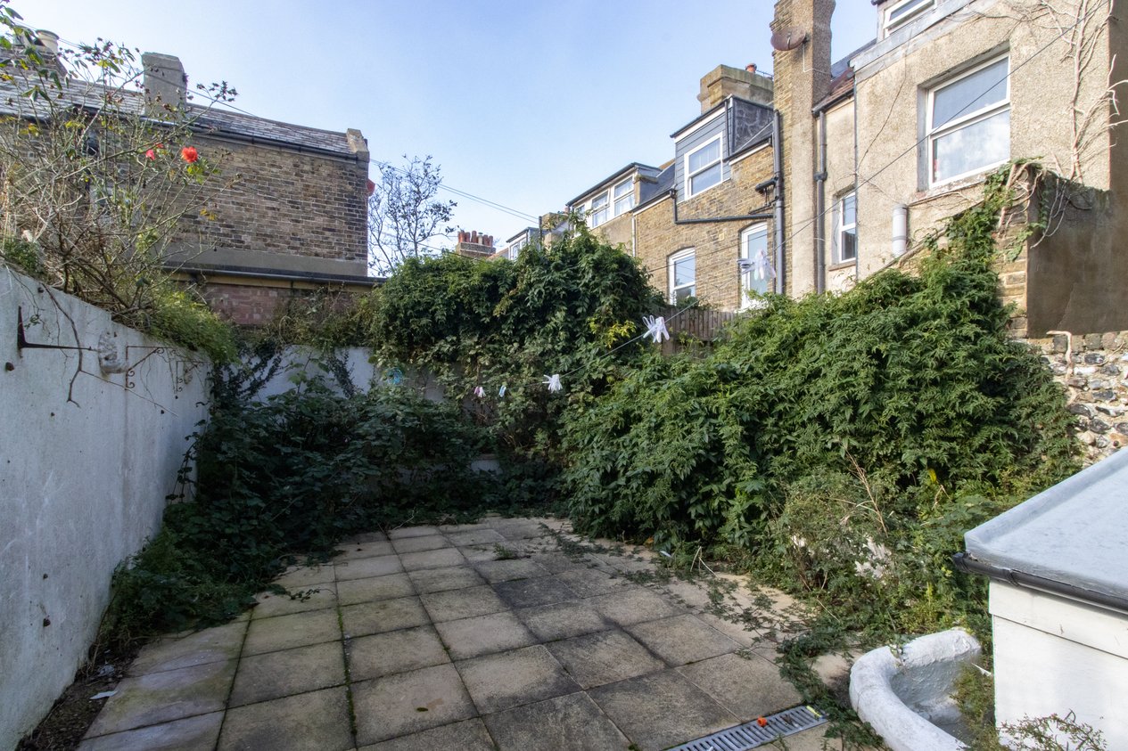 Properties Under Offer in Ethelbert Road Margate