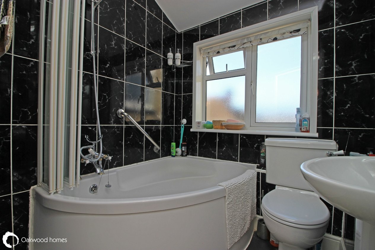 Properties Under Offer in Ethelbert Road 