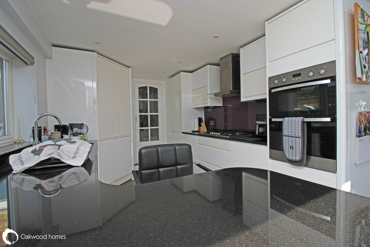 Properties Under Offer in Ethelbert Road 