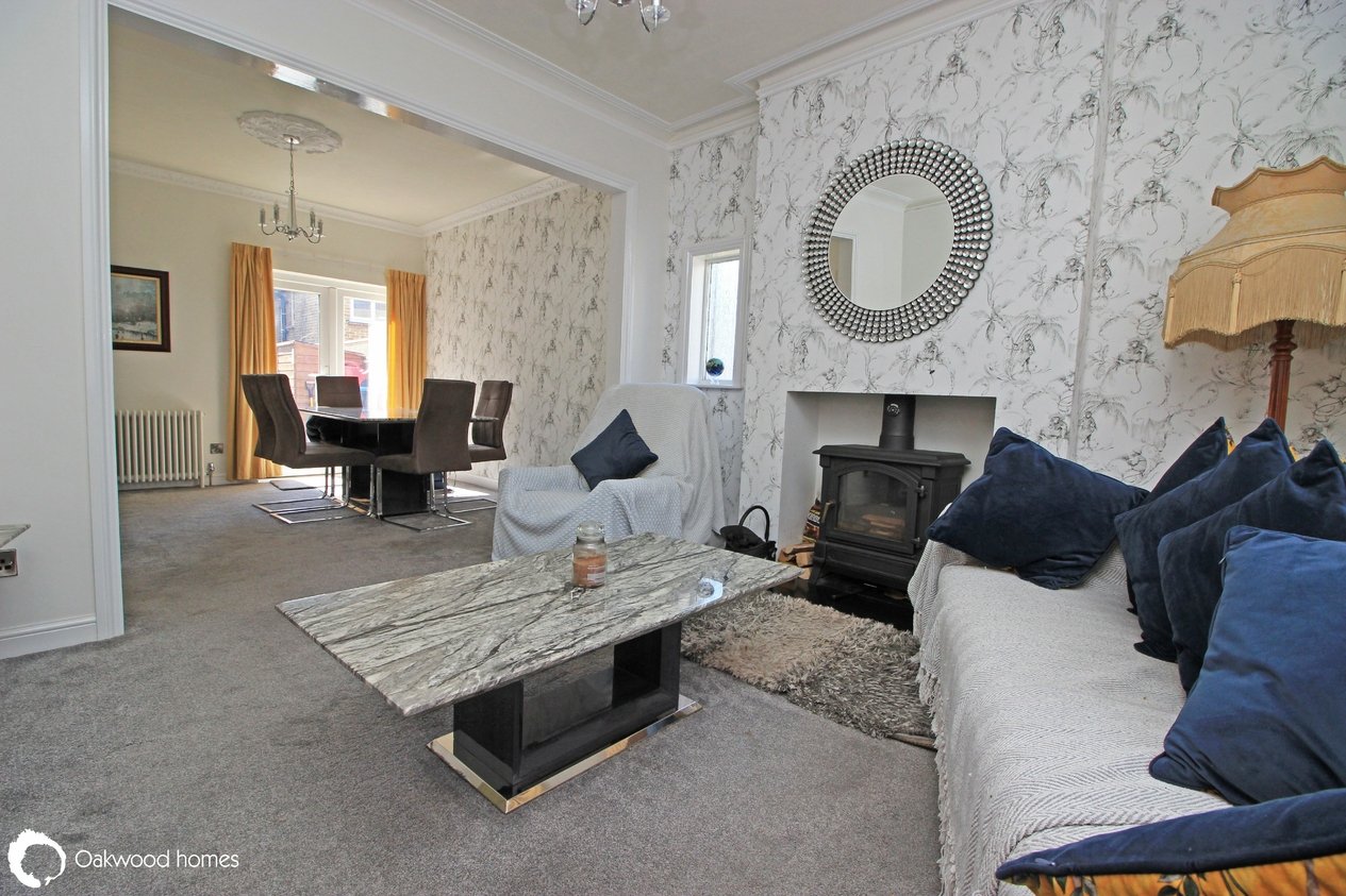 Properties Under Offer in Ethelbert Road 