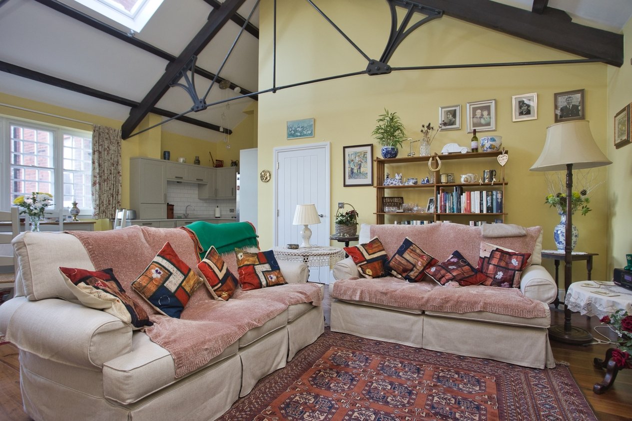 Properties Under Offer in Eversley Park Folkestone