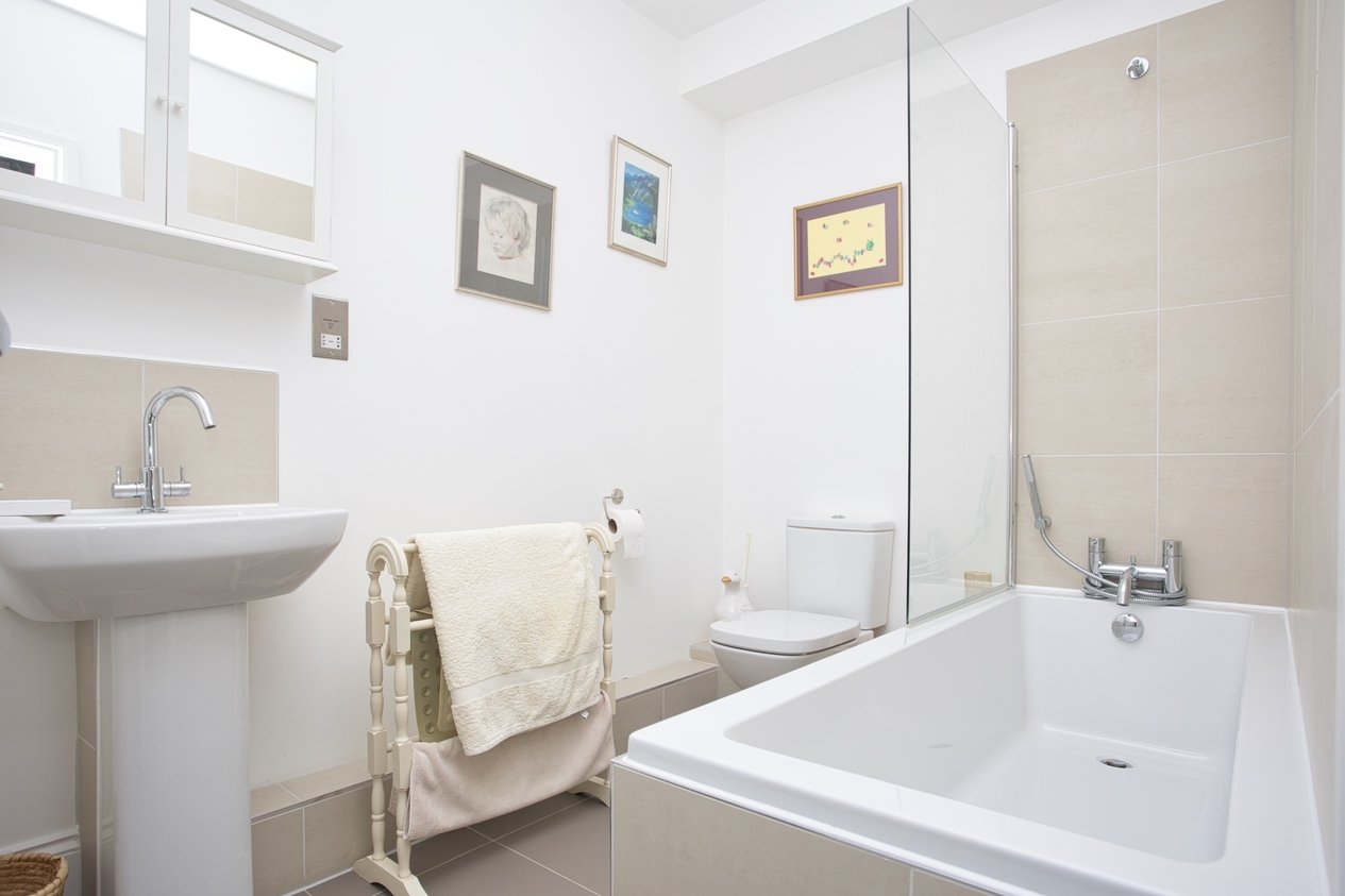 Properties Under Offer in Eversley Park Folkestone