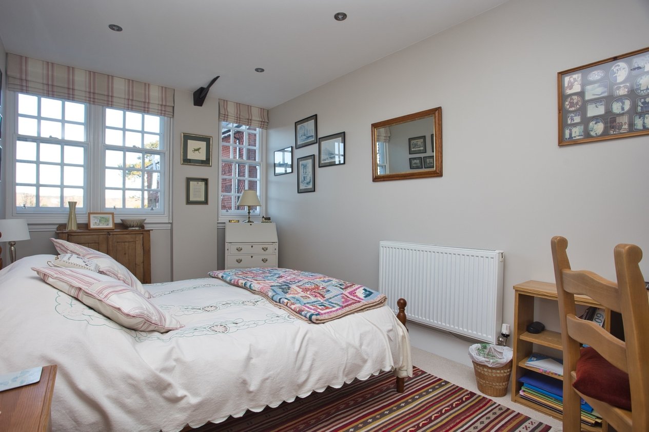 Properties Under Offer in Eversley Park Folkestone