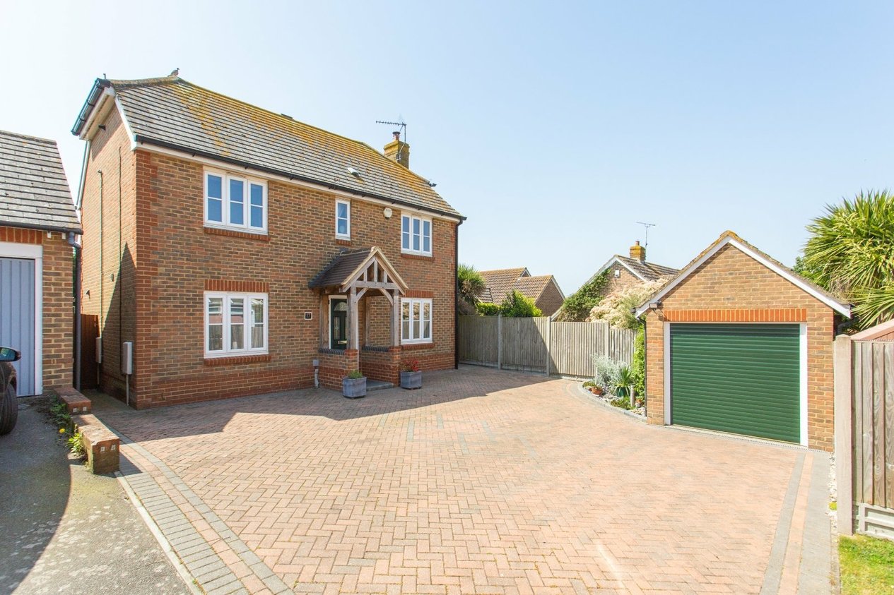 Properties Under Offer in Fairfax Drive Herne Bay
