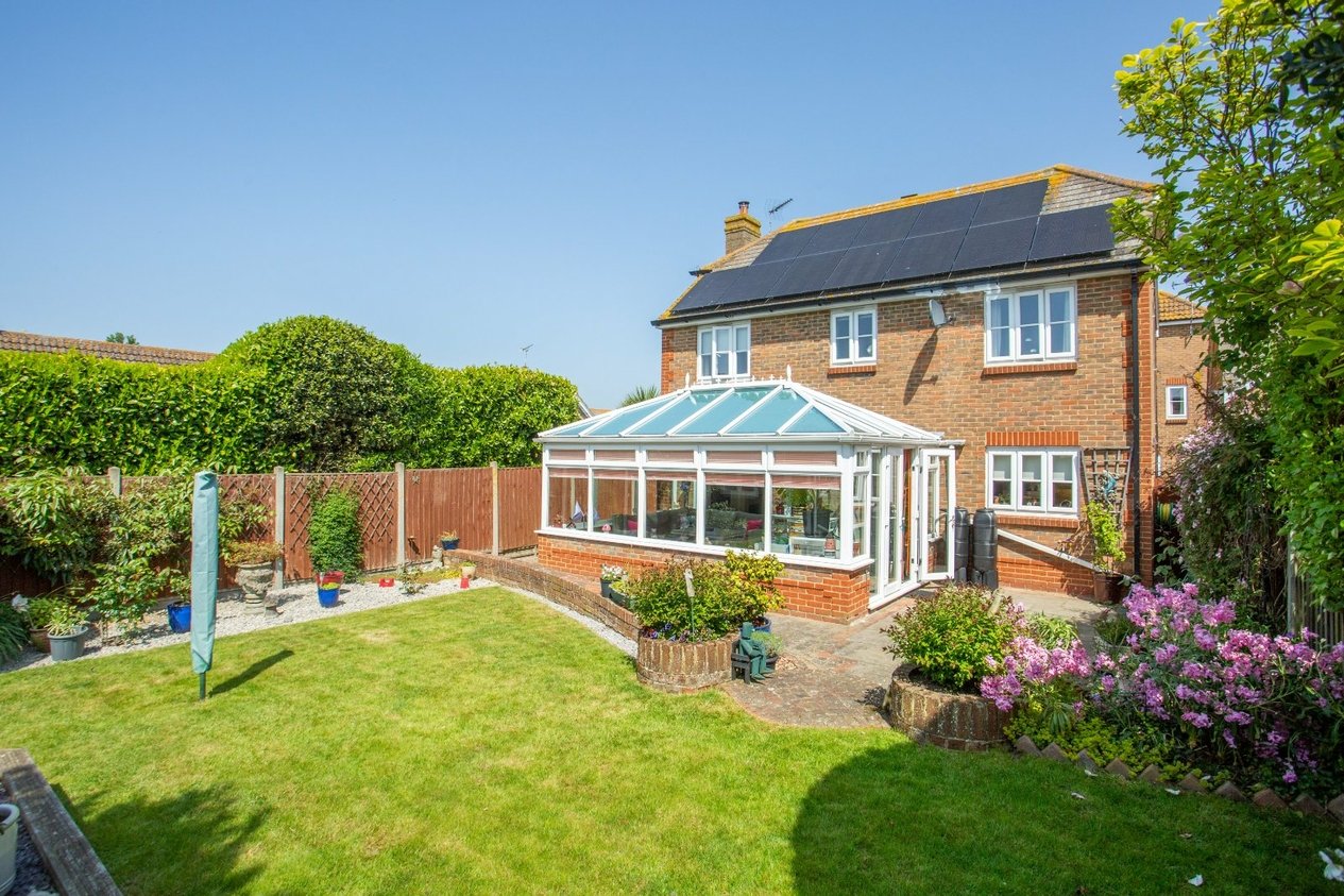 Properties Under Offer in Fairfax Drive Herne Bay