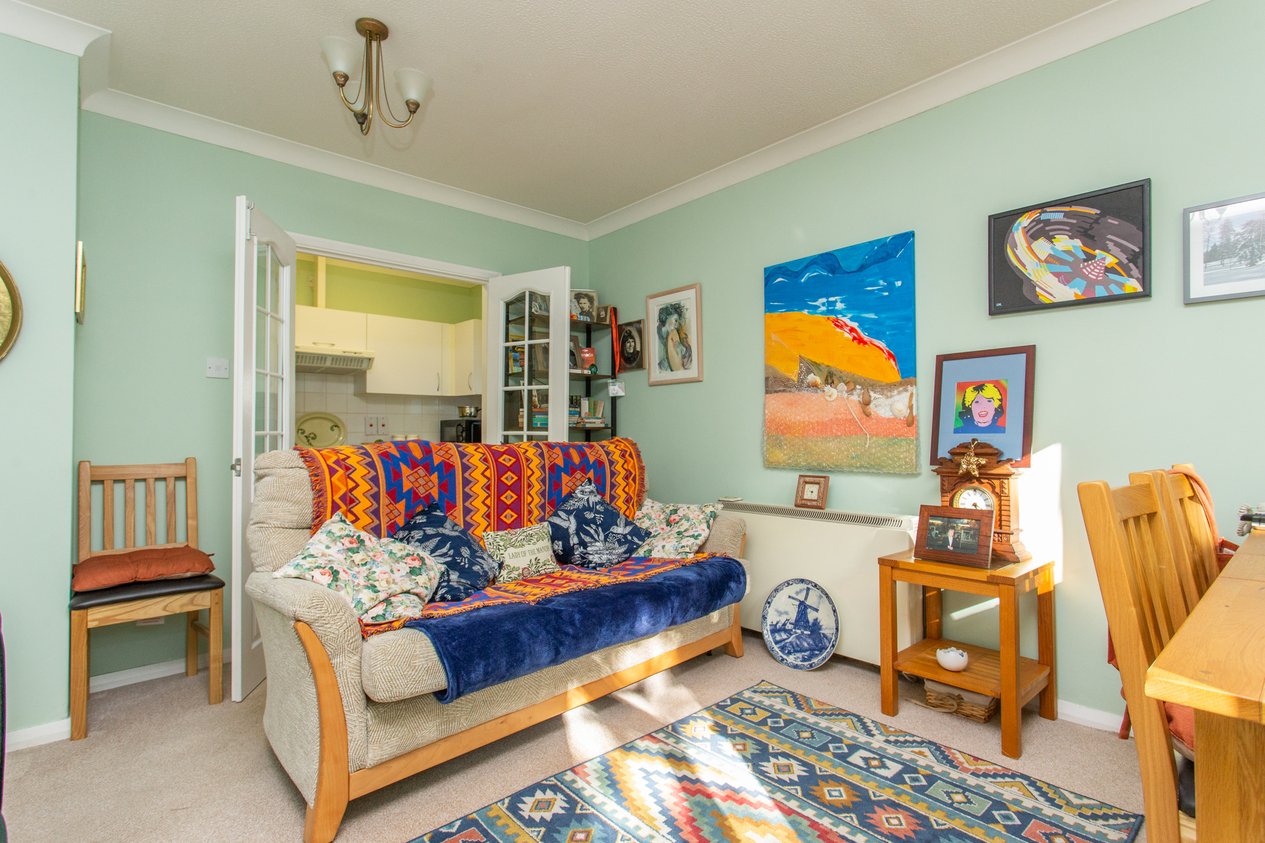 Properties For Sale in Fairfield Road Broadstairs