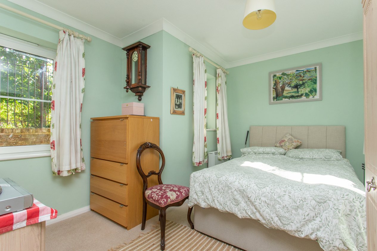 Properties For Sale in Fairfield Road Broadstairs