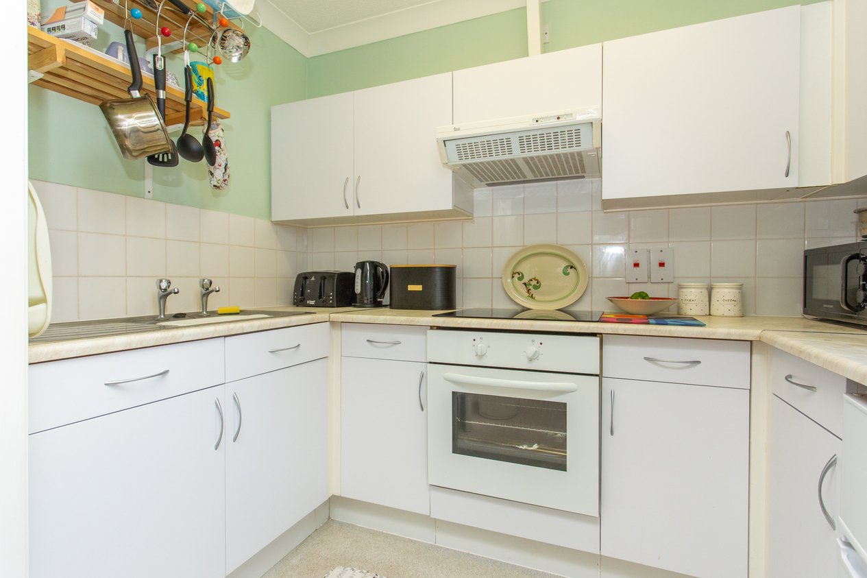 Properties For Sale in Fairfield Road Broadstairs
