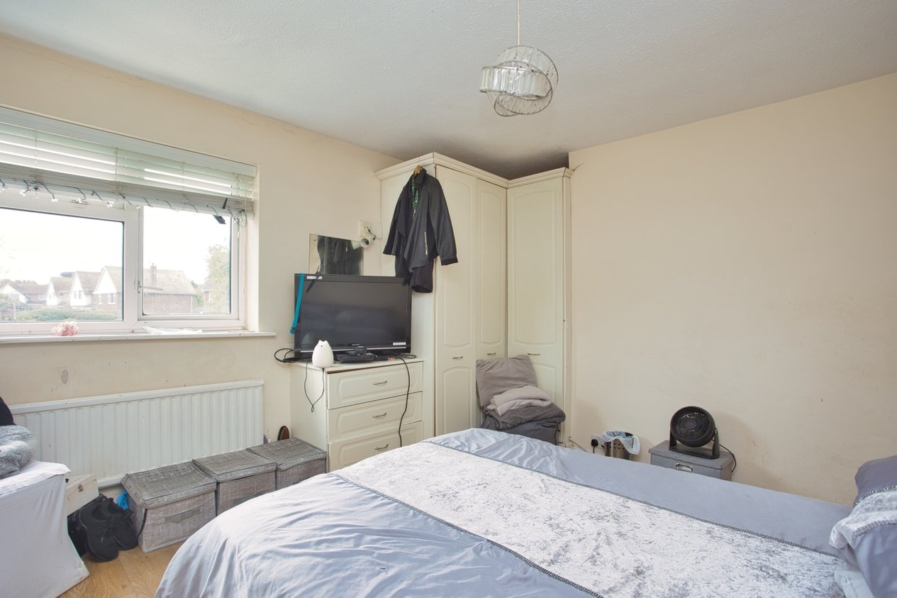 Properties Under Offer in Fairway Avenue Folkestone