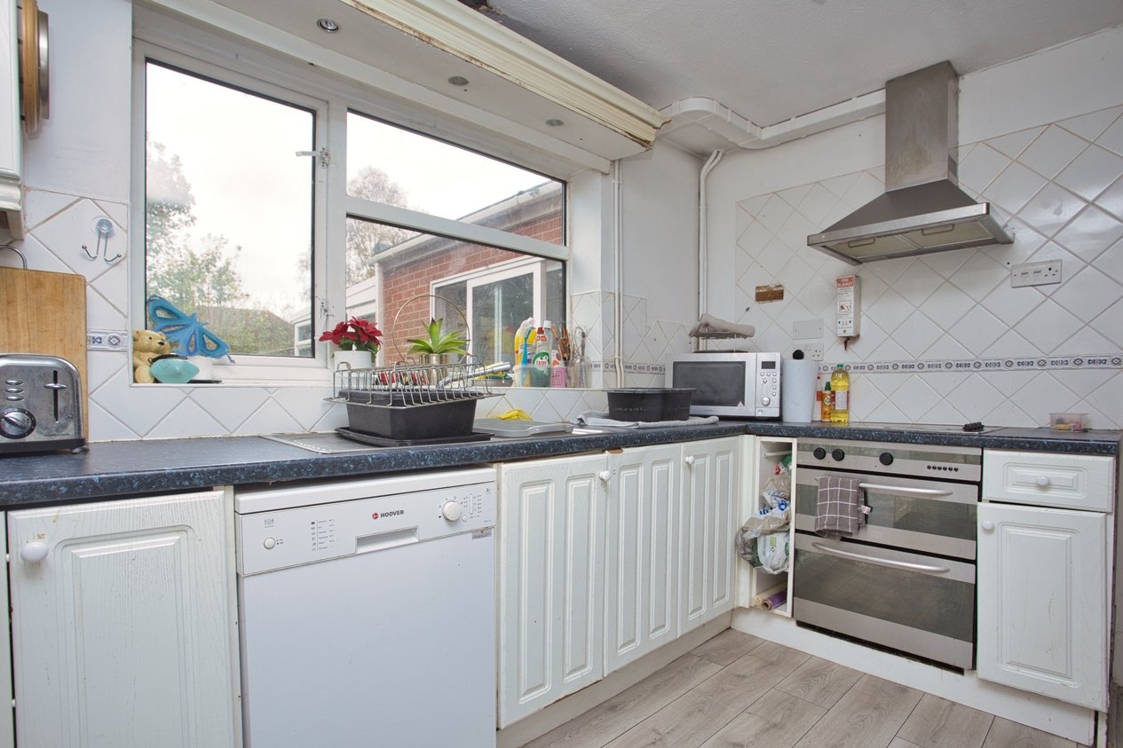 Properties Under Offer in Fairway Avenue Folkestone