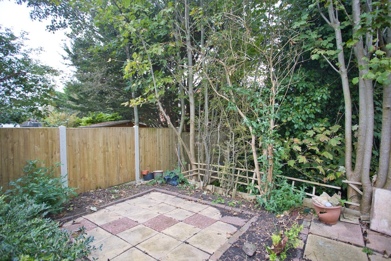 Properties Under Offer in Fairway Avenue Folkestone