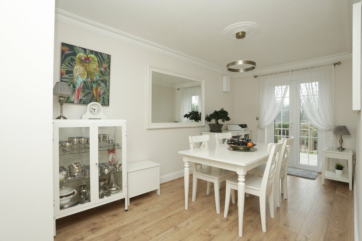 Properties For Sale in Farm Road Ramsgate