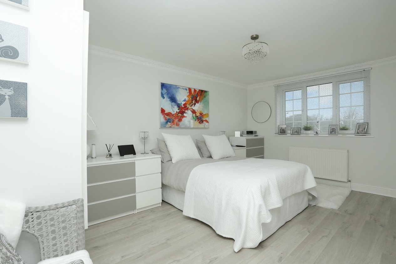 Properties For Sale in Farm Road Ramsgate