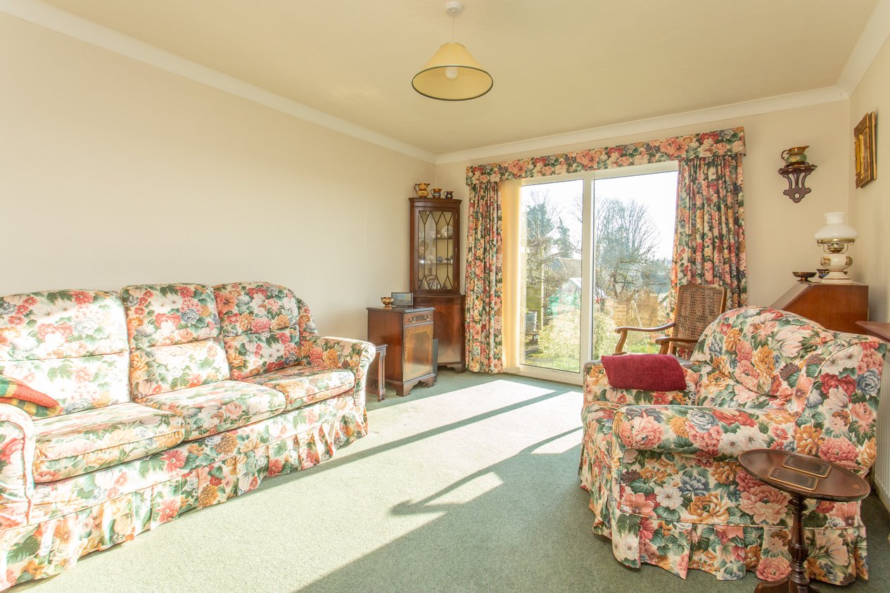 Properties Under Offer in Faussett Hill Canterbury