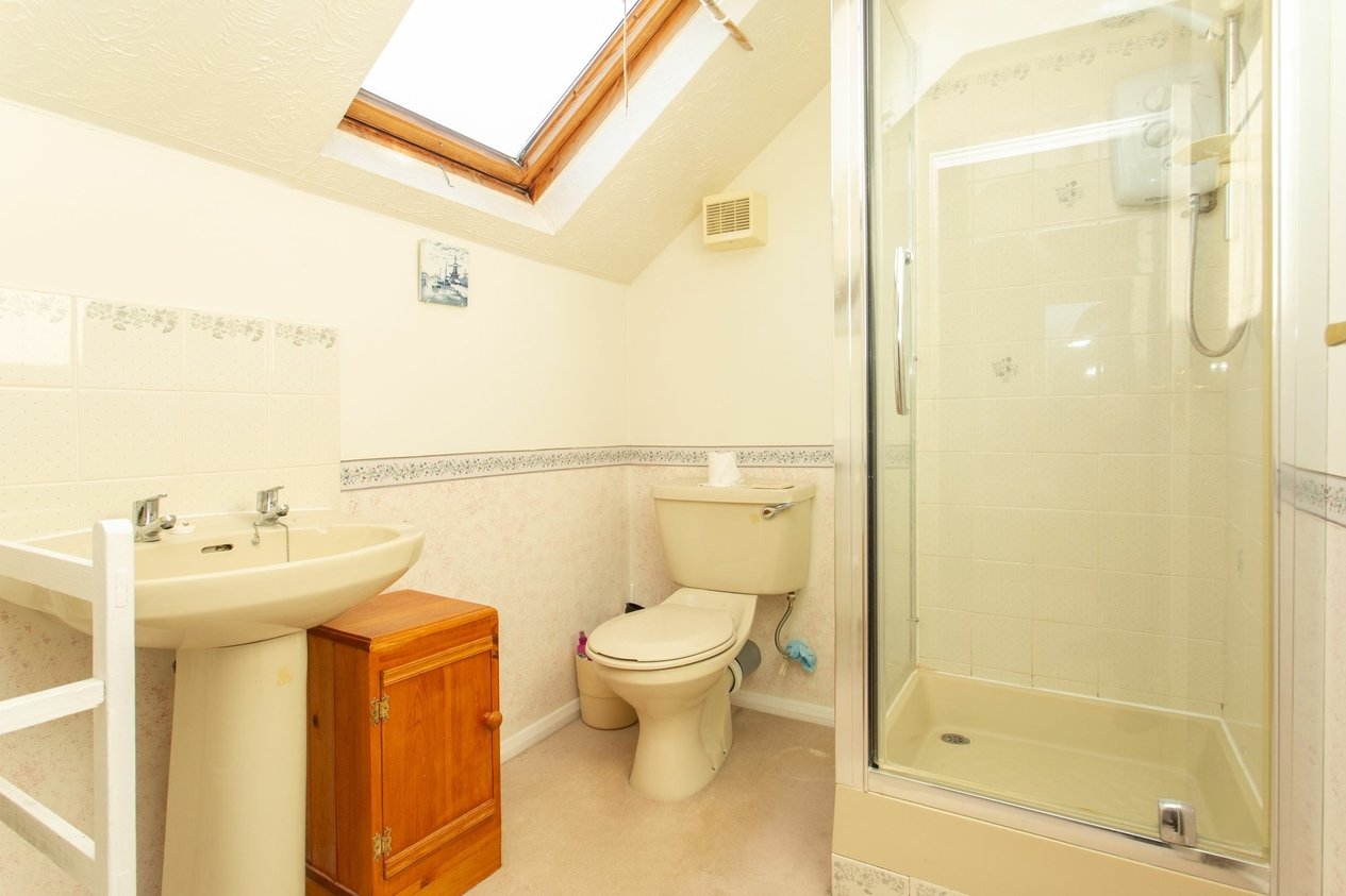 Properties For Sale in Faussett Hill  Street End