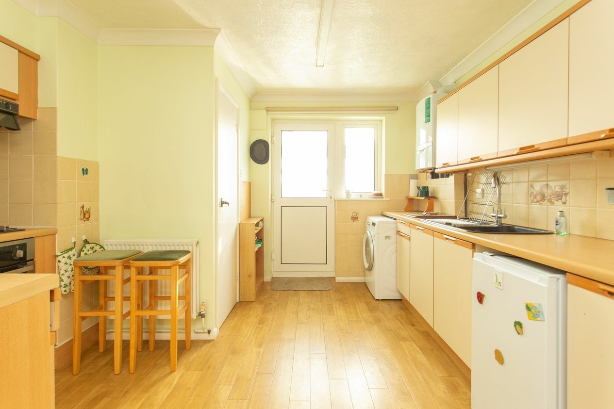 Properties For Sale in Faussett Hill  Street End