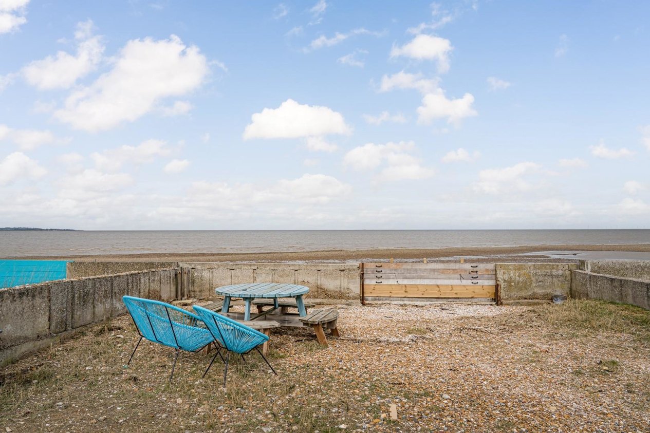 Properties Sold Subject To Contract in Faversham Road Seasalter
