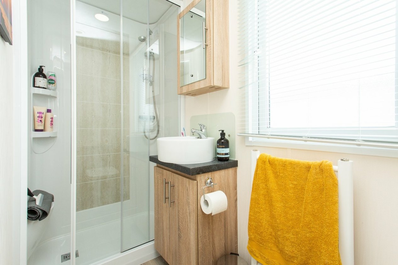 Properties For Sale in Faversham Road Seasalter