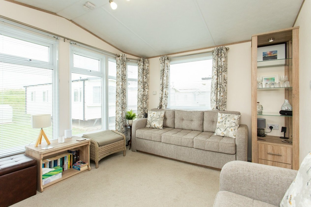 Properties For Sale in Faversham Road Seasalter