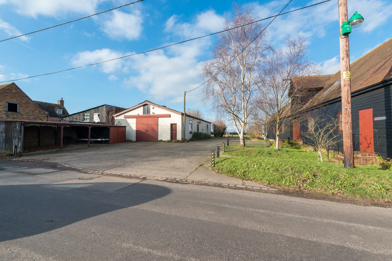 Properties For Sale in Felderland Lane Deal