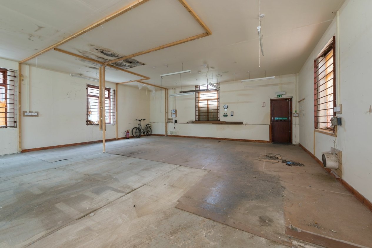 Properties For Sale in Felderland Lane  Worth