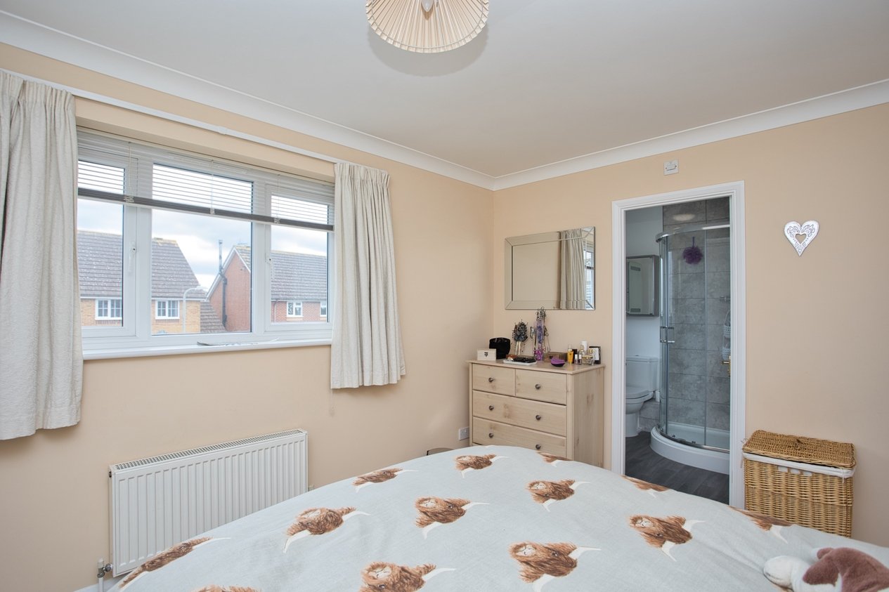 Properties For Sale in Fenton Court Deal