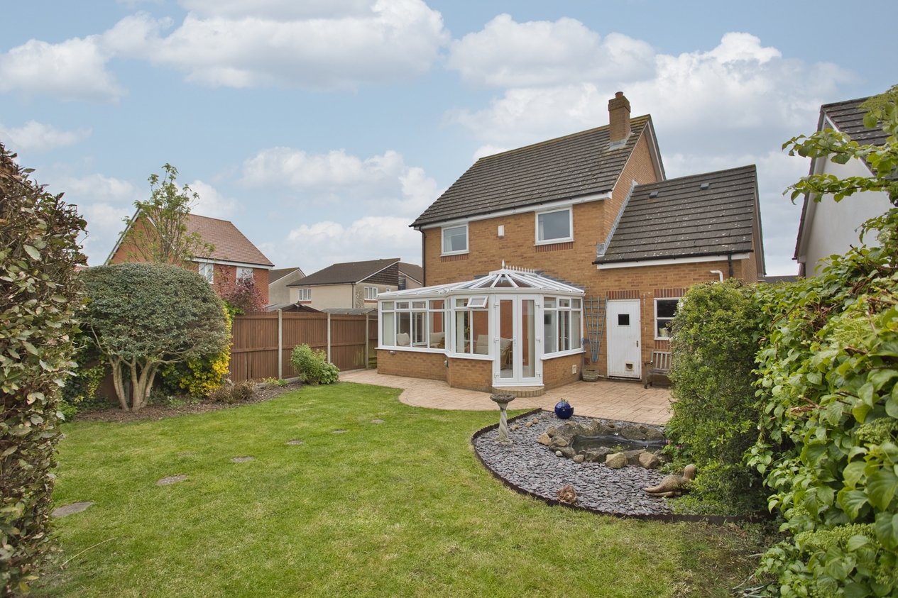 Properties For Sale in Fenton Court Deal