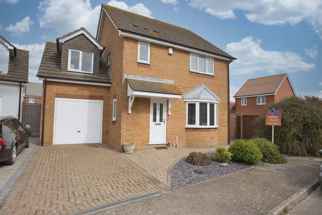 Properties For Sale in Fenton Court Deal