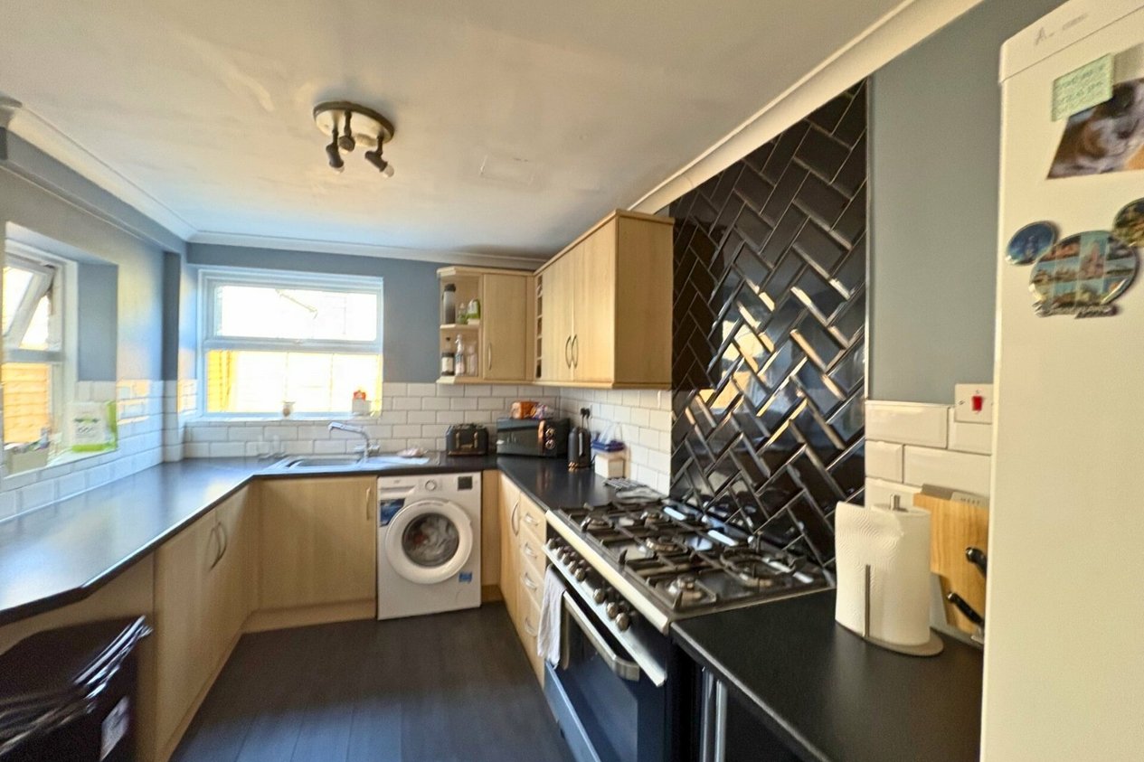 Properties Under Offer in Fernbank Crescent Folkestone