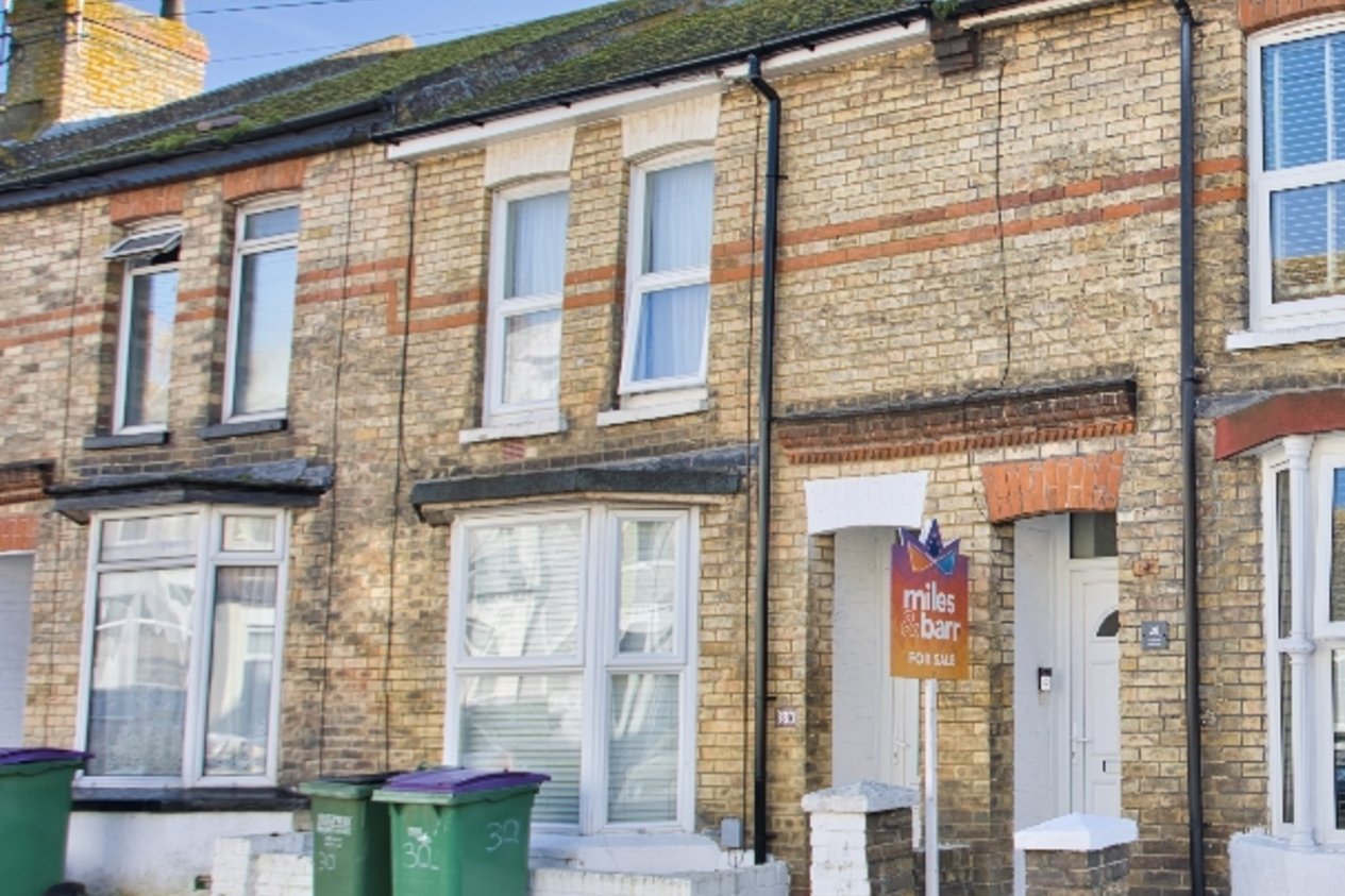 Properties Under Offer in Fernbank Crescent Folkestone