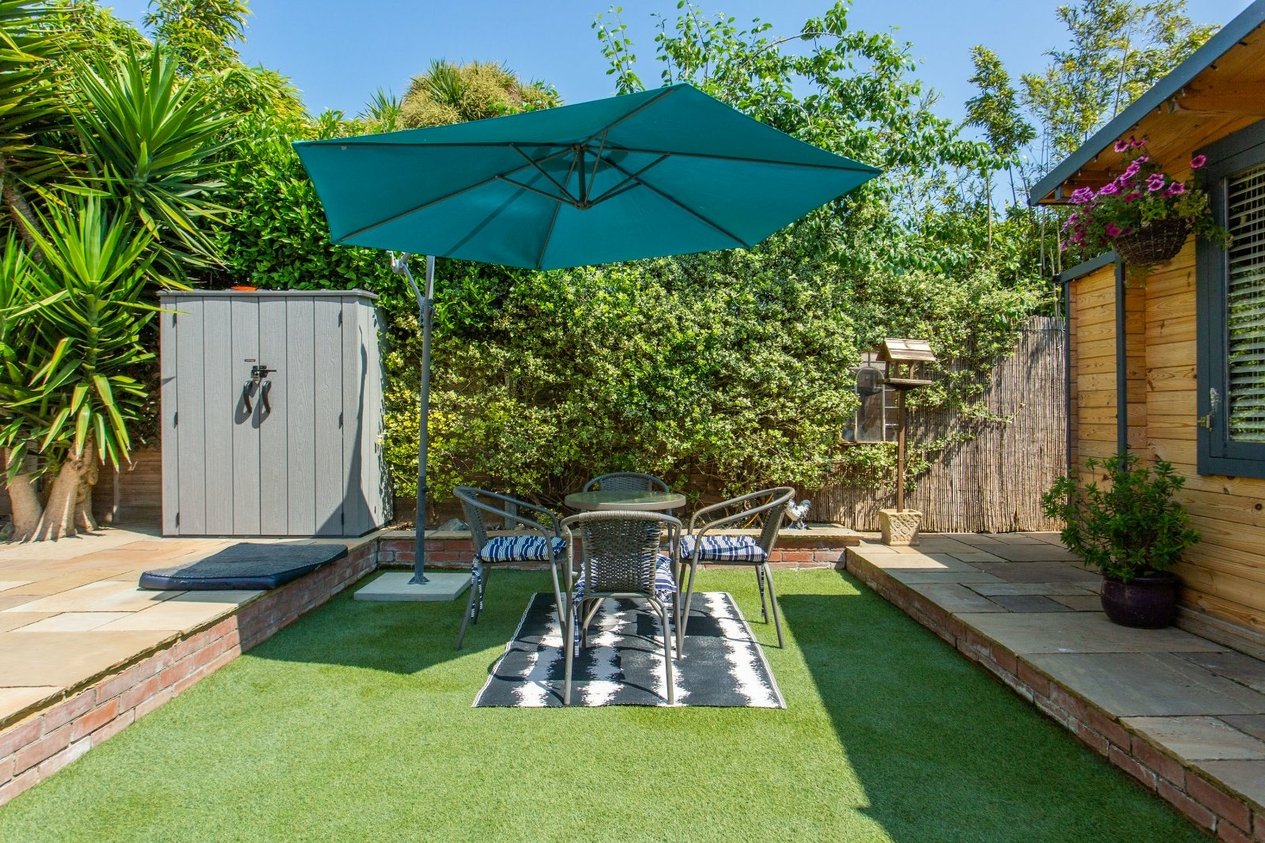Properties For Sale in Fernlea Avenue Herne Bay
