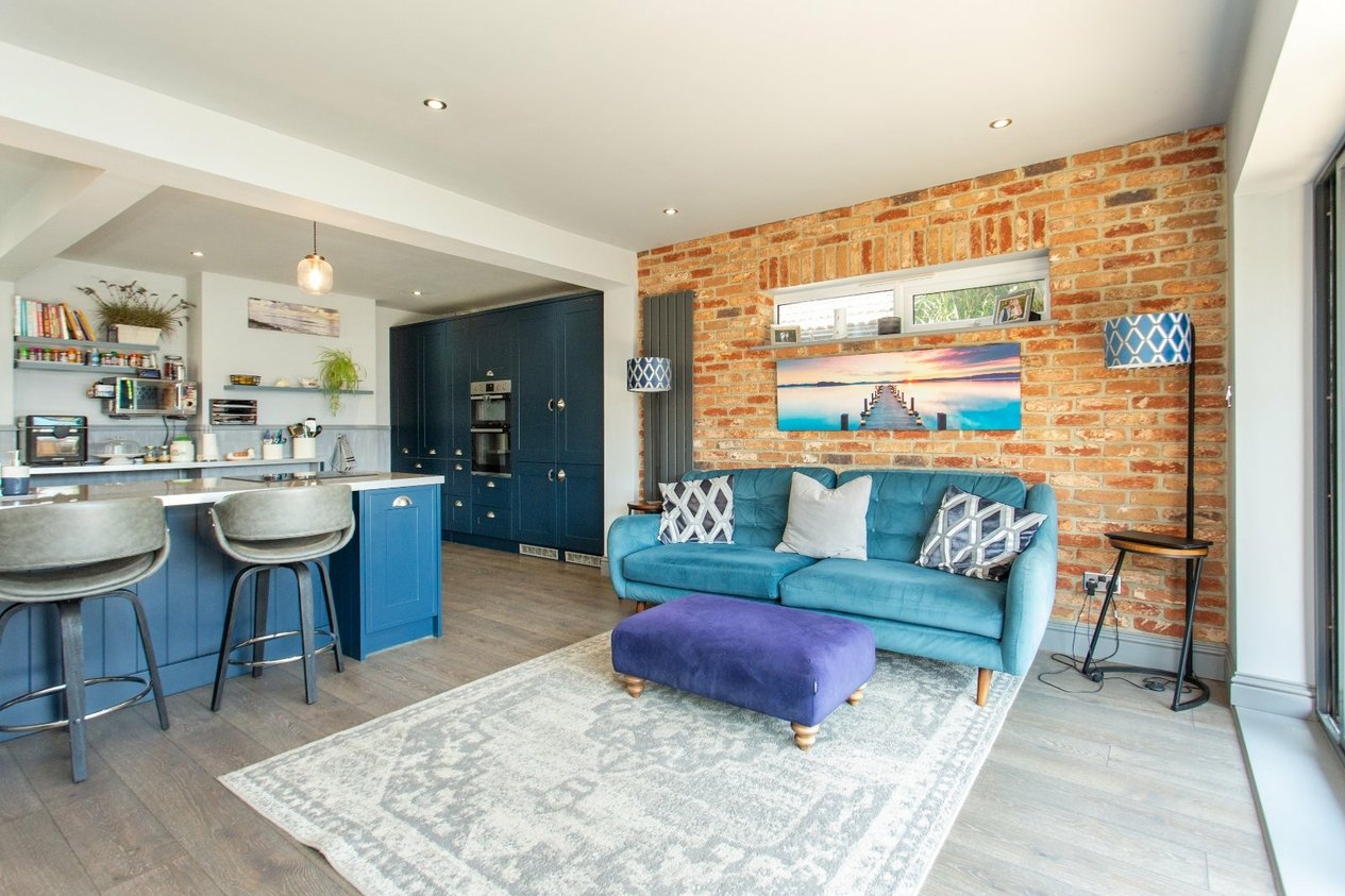 Properties For Sale in Fernlea Avenue Herne Bay