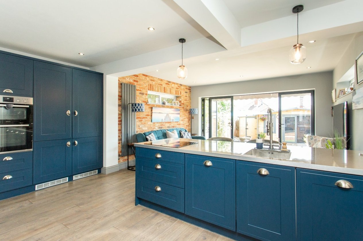 Properties For Sale in Fernlea Avenue Herne Bay
