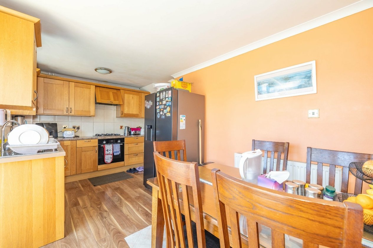 Properties Under Offer in Field Avenue Canterbury