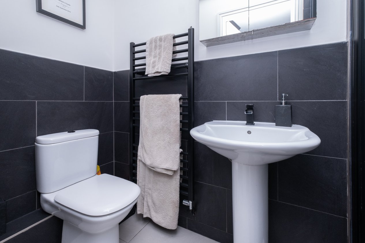 Properties Under Offer in Finch Close Faversham