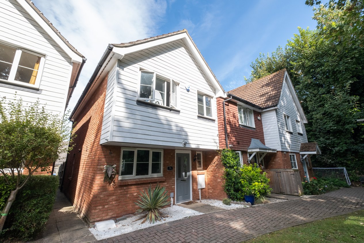 Properties Under Offer in Finch Close Faversham