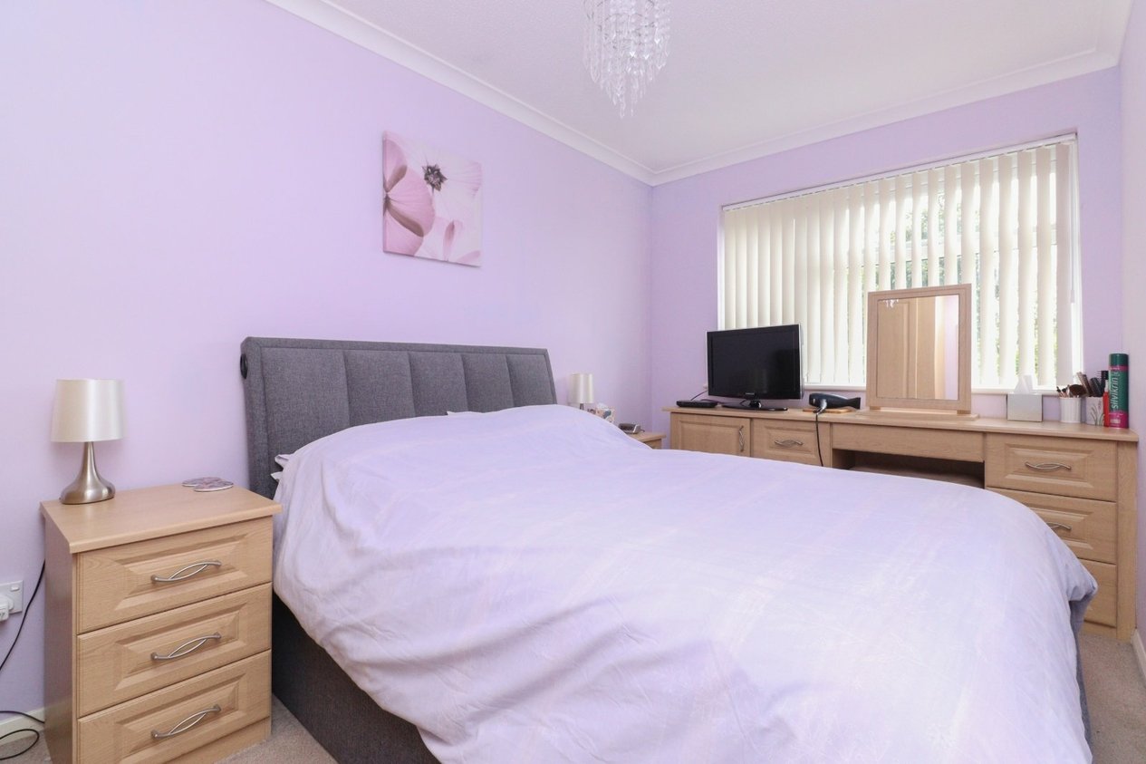 Properties Under Offer in Firbank Gardens Margate