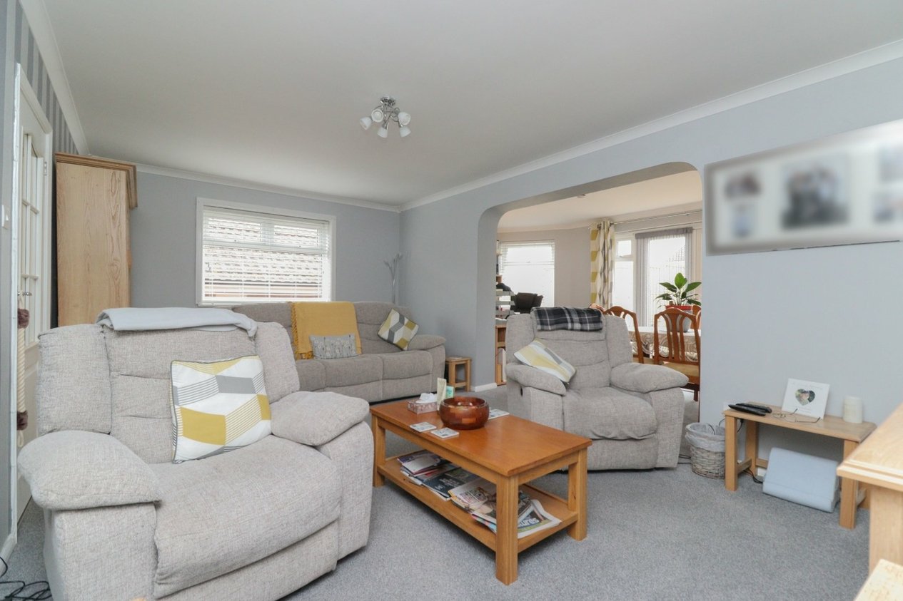 Properties Under Offer in Firbank Gardens Margate
