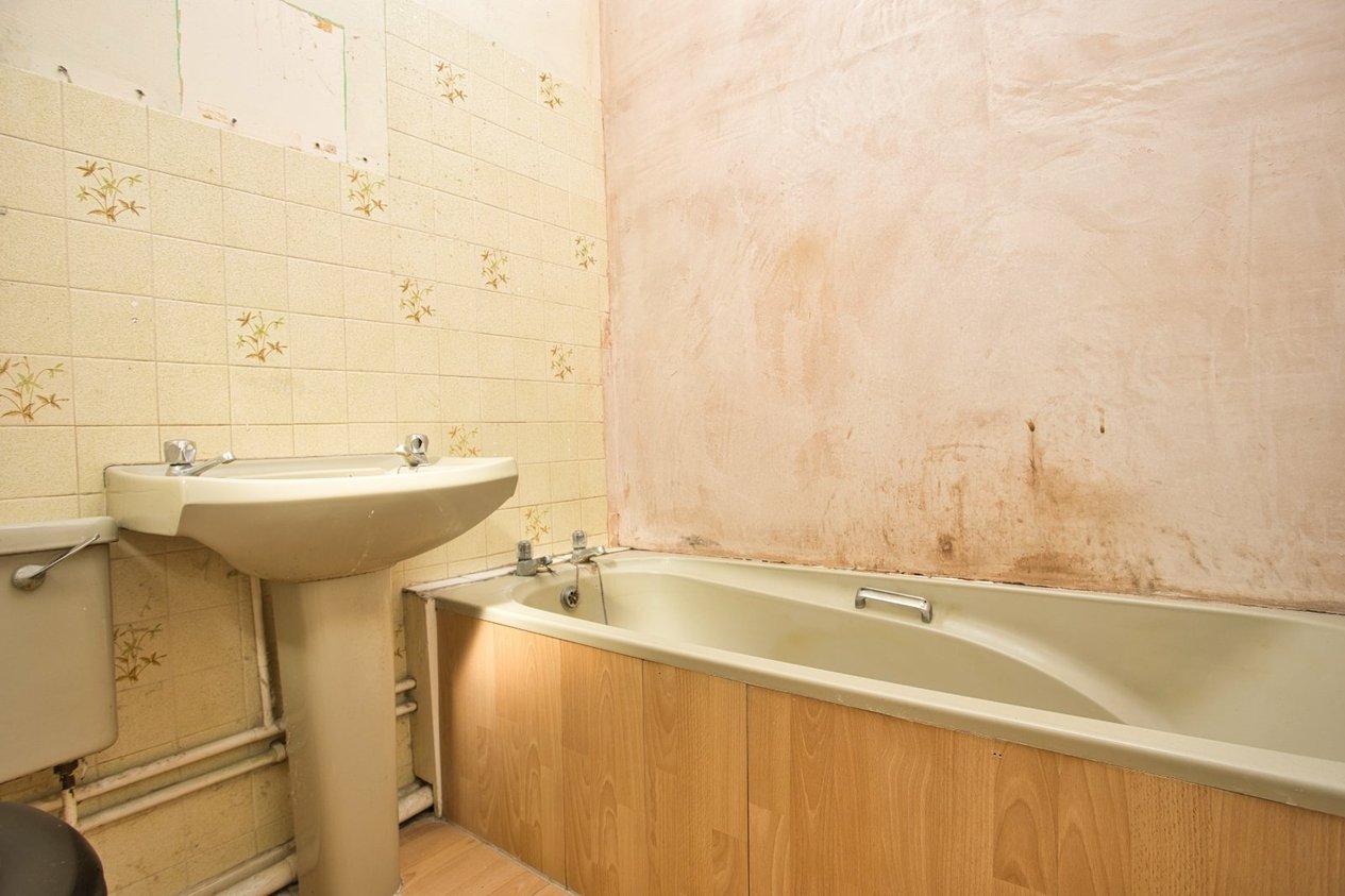 Properties For Sale in Firs Lane Folkestone