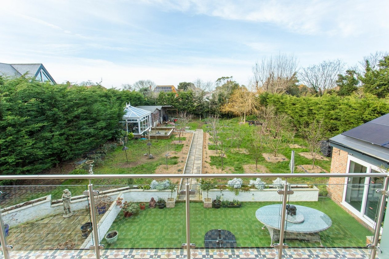 Properties For Sale in Fitzroy Avenue  Broadstairs